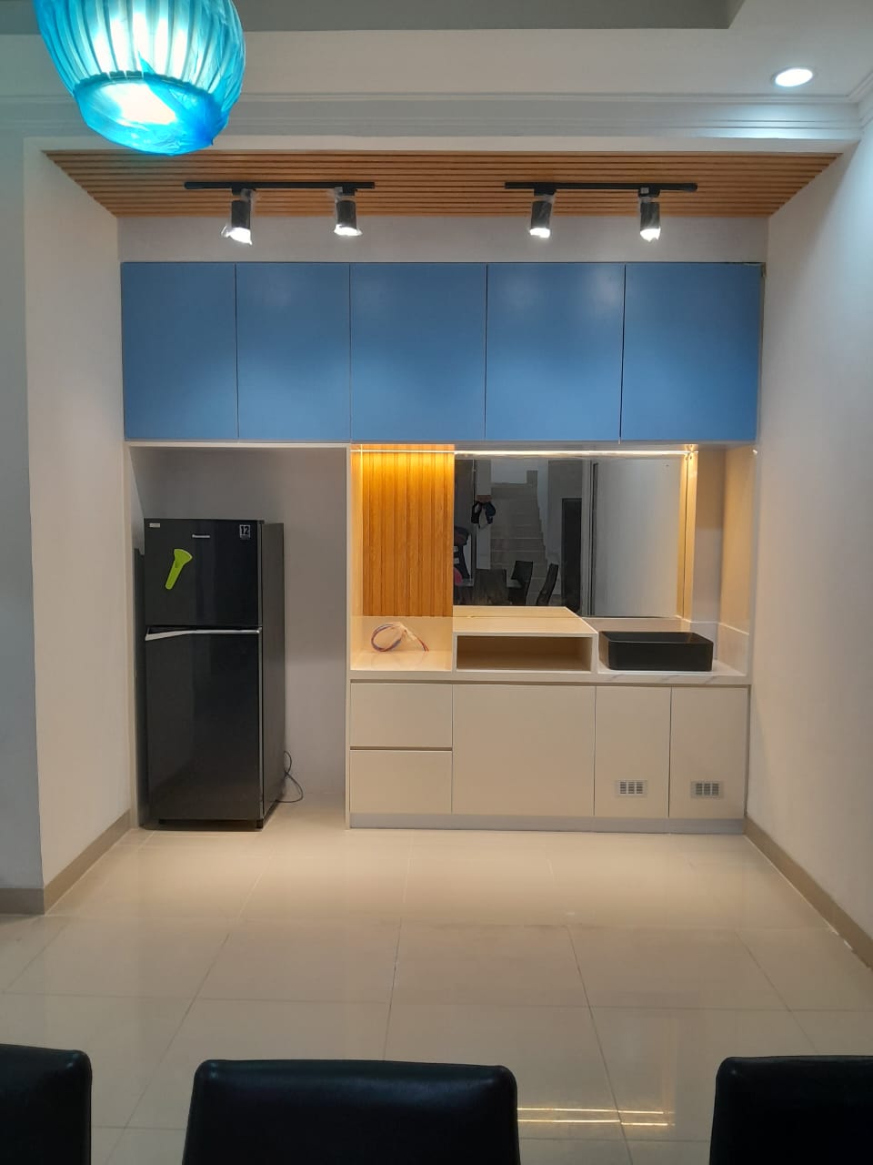 Kitchen Set & Cabinet